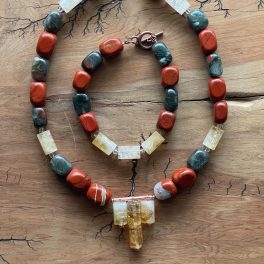 Bespoke Commission Of a necklace and bracelet.